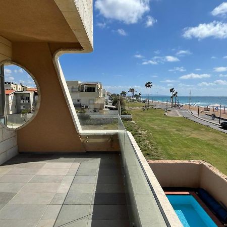 Sycamore On The Beach Nahariya Exterior photo